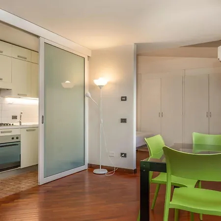 Cozy Flat In The Heart Of *