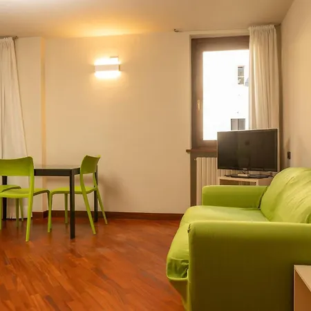 Cozy Flat In The Heart Of